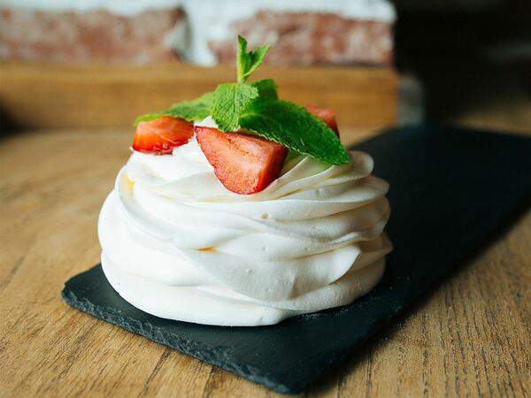 Десертория - Павлова с ягодами