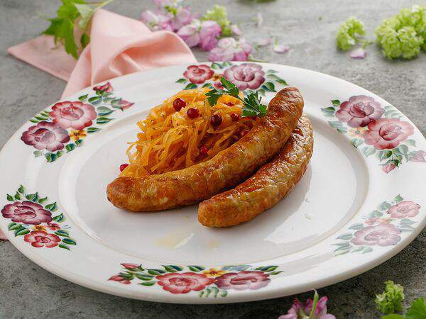 Катюша - Колбаски куриные с тушеной квашеной капустой