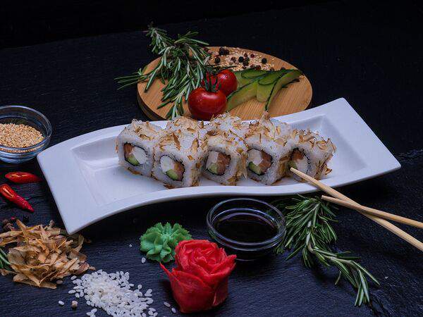 Sushi & Susi - Ролл Бонито с лососем