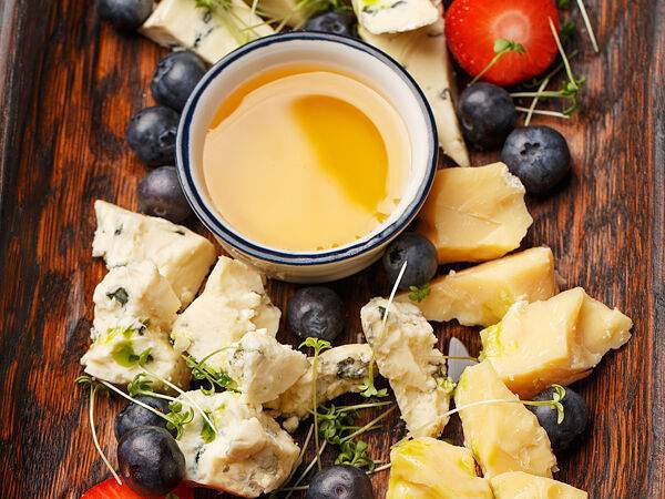 Lobby Bar - Сырная тарелка