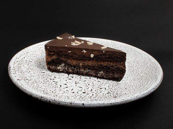 Under Bar - Торт три шоколада
