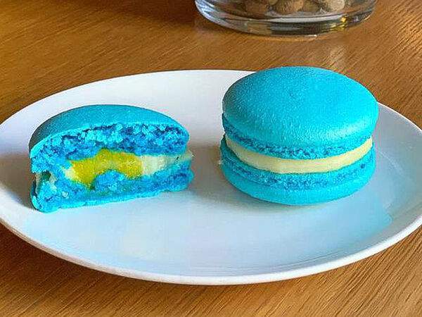 Traveler's coffee - Макарон Пина Колада