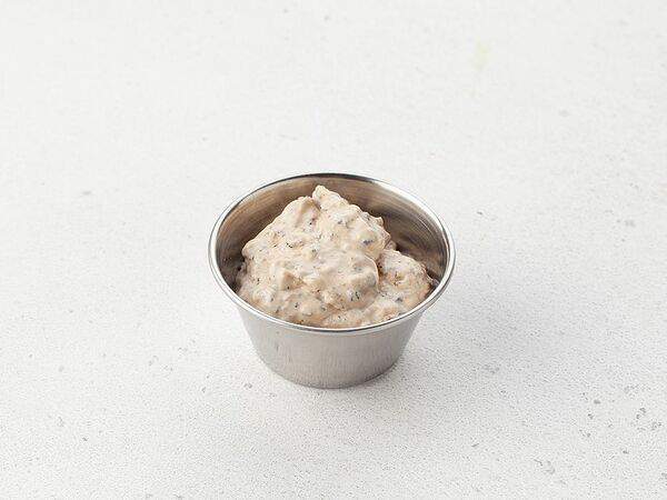 AVO Kitchen & Bar - Соус Цезарь классический