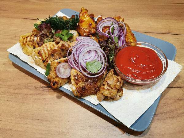 Гамарджоба - Чикен микс