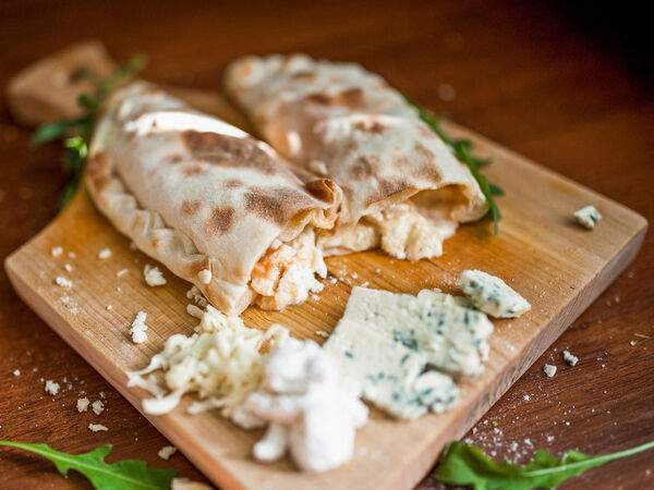 Like Pizza Cut - Кальцоне Пять сыров