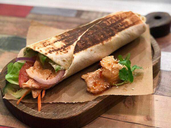 Лапша и утка Фо Бо - Чикен Ролл