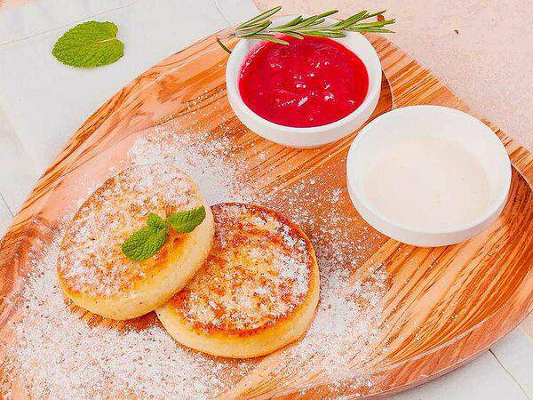 Винни  Пух - Сырники с клюквенным соусом