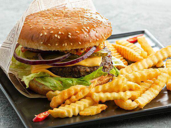 Jager restopub - Бургер с котлетой из мраморной говядины