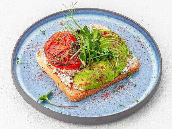 AVO Kitchen & Bar - AVO-тост