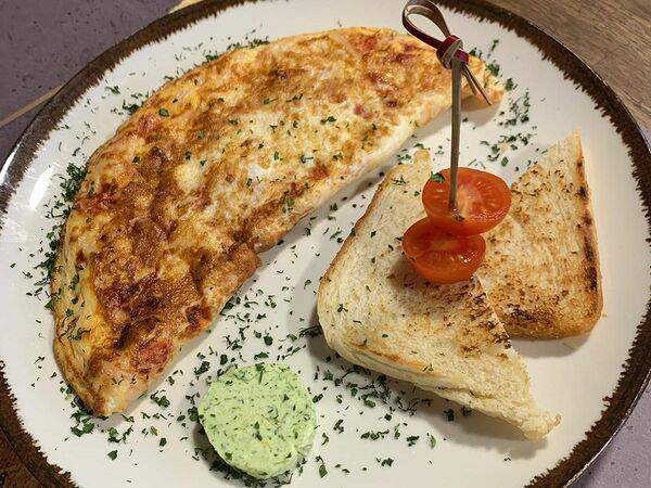 Amelie - Омлет с сыром и ветчиной