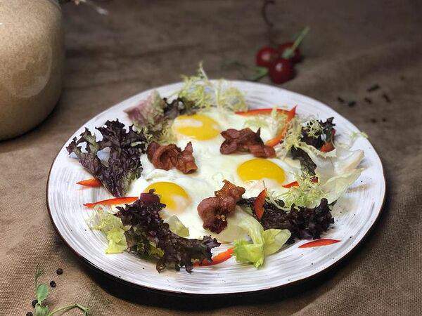 Baranka cafe & bar - Яичница с беконом