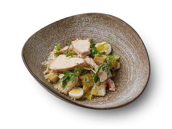 Portofino - Салат Цезарь с домашним цыпленком