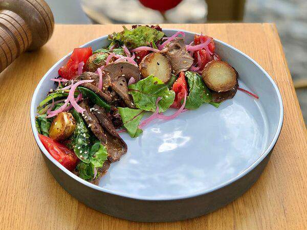 Лето на поляне - Теплый салат с говядиной