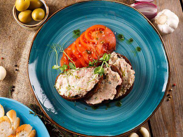 Фьюжн - Смалец на тостах