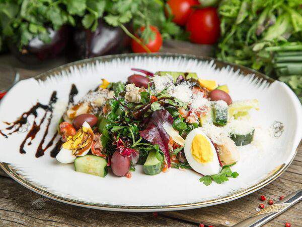 Nar & Sharab - Салат Туна