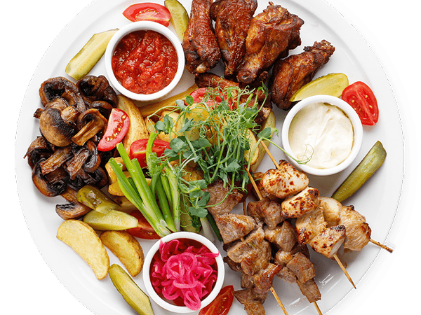 Пить кофе Кино - Большая мясная тарелка на компанию