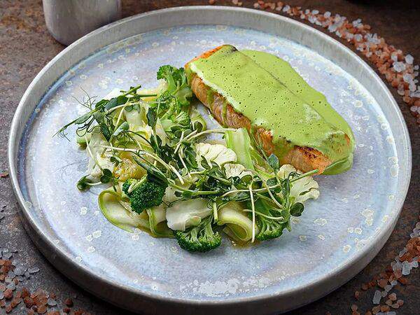 Fratelli - Лосось по-средиземноморски