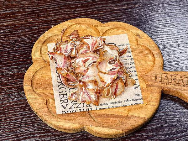 Harat's Irish Pub - Ушки свиные