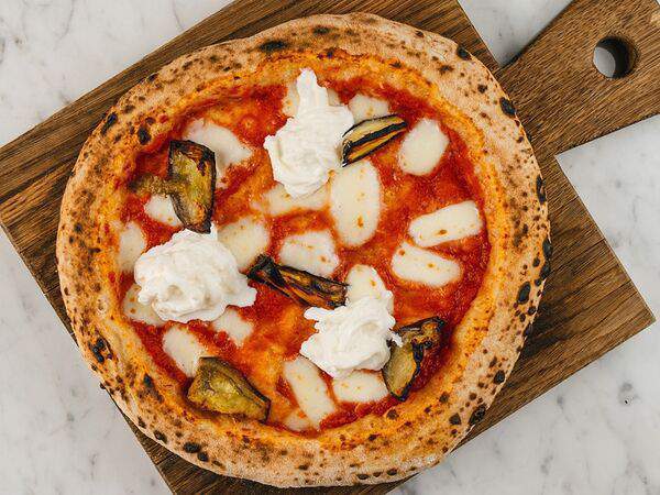 Trattoria 23 - Пицца Пармиджана страчателла