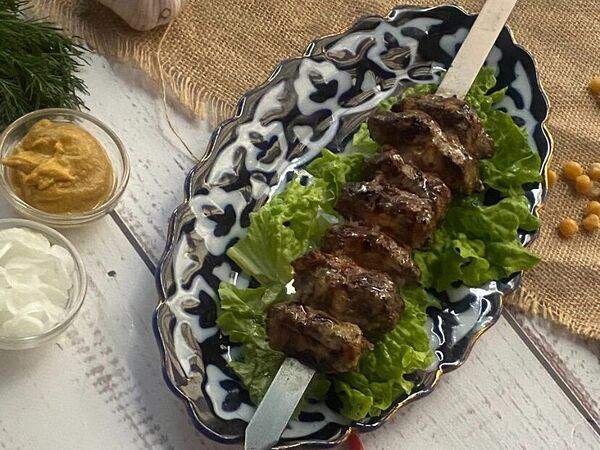 Лагман - Шашлык из говяжьей печени в жировой сетке