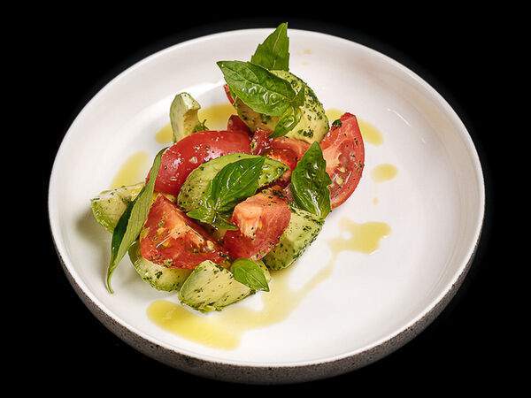 Мона - Авокадо с томатами