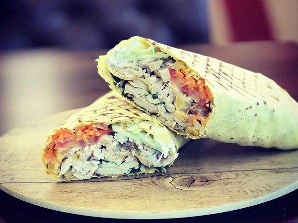 Донер кебаб - Мини-донер в лаваше со свининой