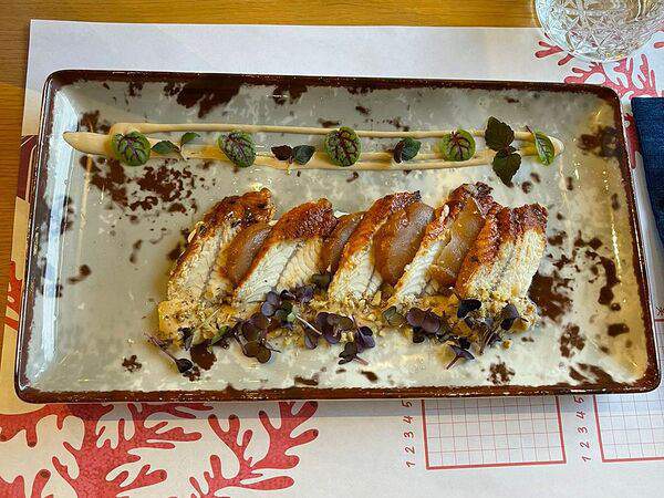 Рыбы бы - Угорь с ореховым соусом и сливочным сыром