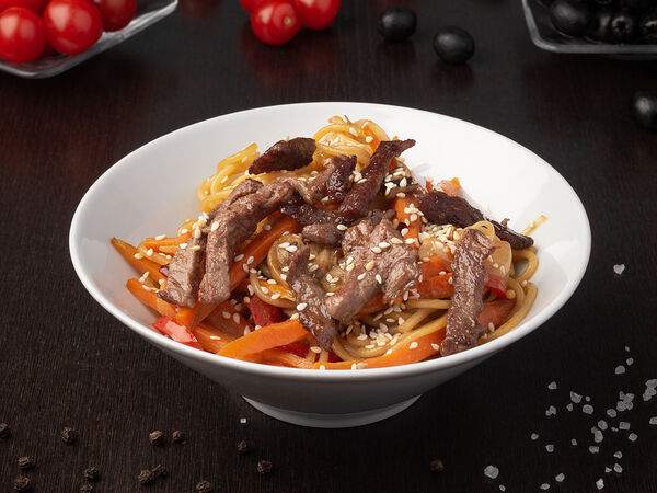 Траттория TiAmo - Яичная лапша с говядиной