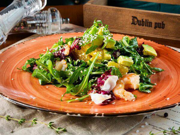Дублин - Салат с креветками и грейпфрутом
