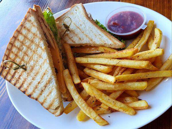 Grill & pizza - Клаб сэндвич Мега