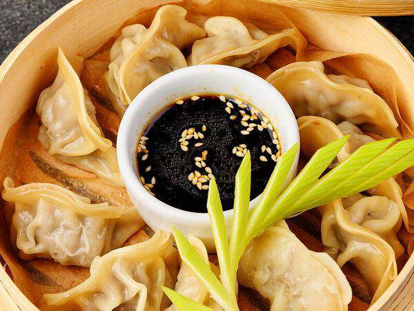 Sushi & More - Китайские пельмени с курицей