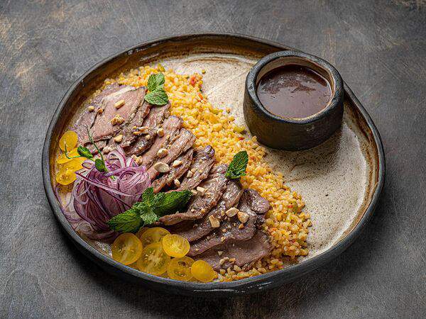 Caravaggio - Барашек с пловом из булгура