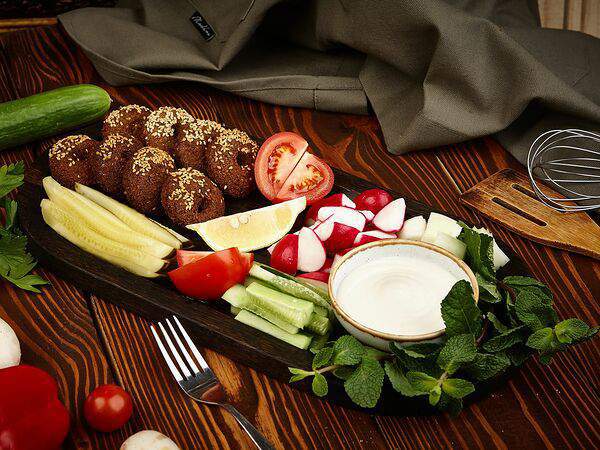 Вершина - Фалафель с овощами