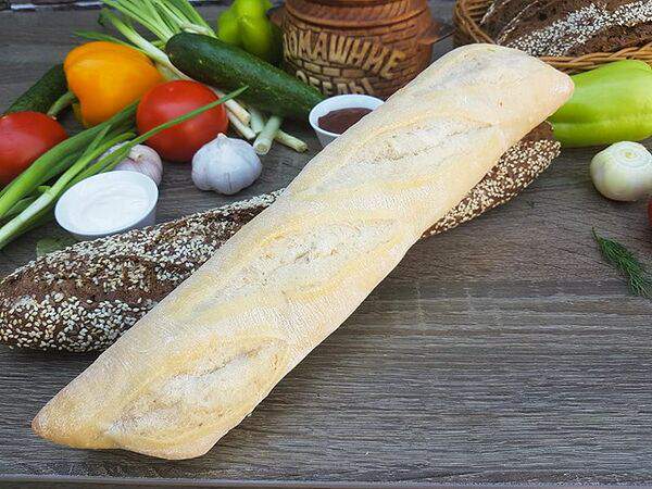 Ланч-кафе Baza Plaza - Багет пшеничный ( целый)