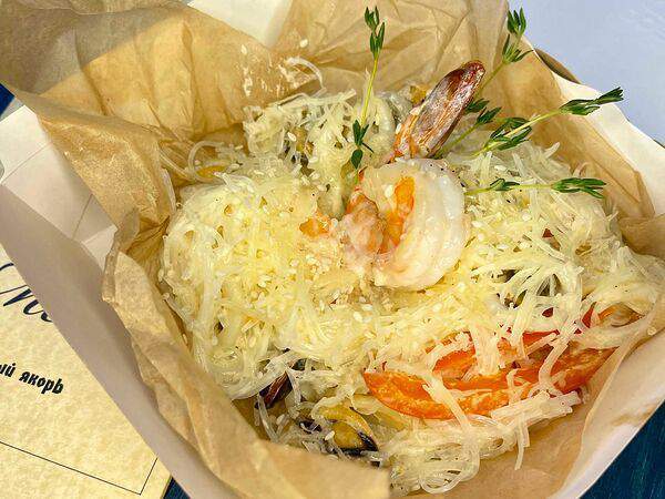 Старый якорь - Фунчоза с морепродуктами