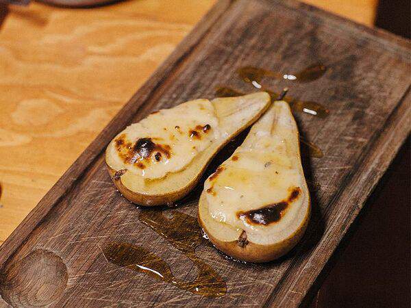 Harley Bar & Grill - Запеченная груша