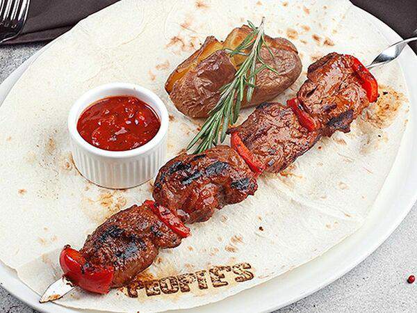 #megapolisbar People's - Шашлык из говядины