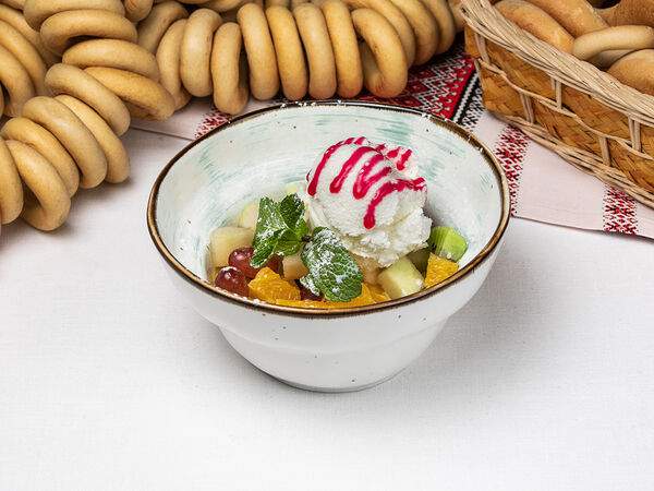 Казачок - Фруктовый салат с мороженым