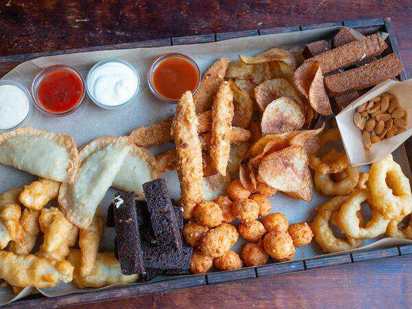 Бар Мажор - Ассорти фирменных закусок