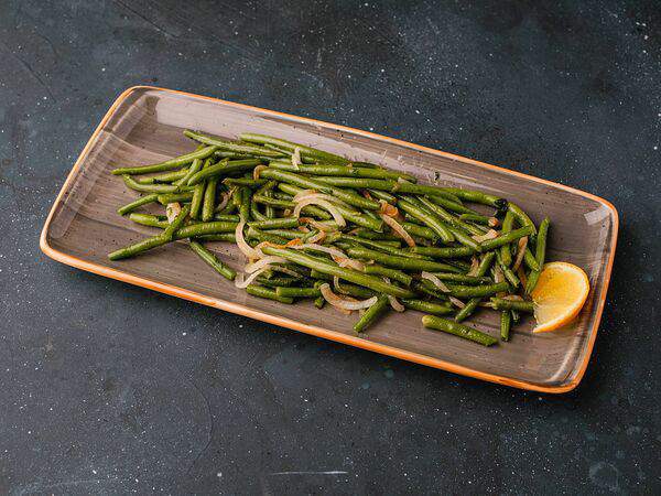 Омар Хайям ресторан - бар - Фасоль стручковая, обжаренная с луком и петрушкой