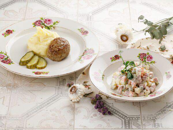 Катюша - Салат и горячее