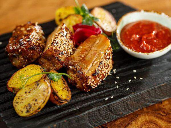 ЛайкиПарк - Запеченные свиные ребра