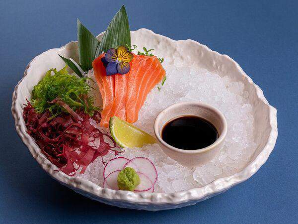 Море - Сашими лосось