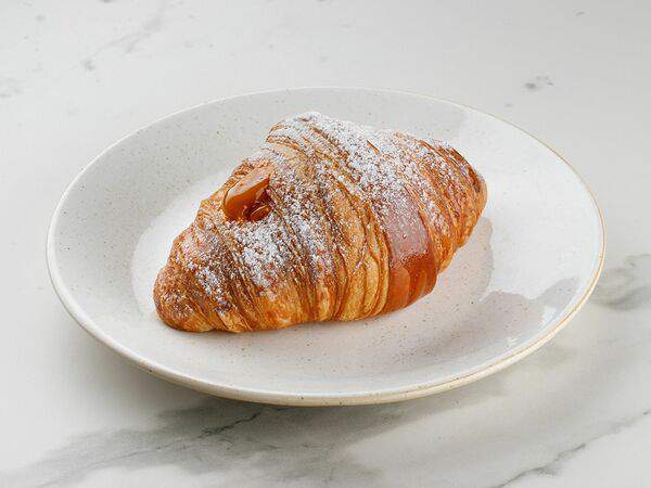 Гаврош - Круассан с пюре из манго
