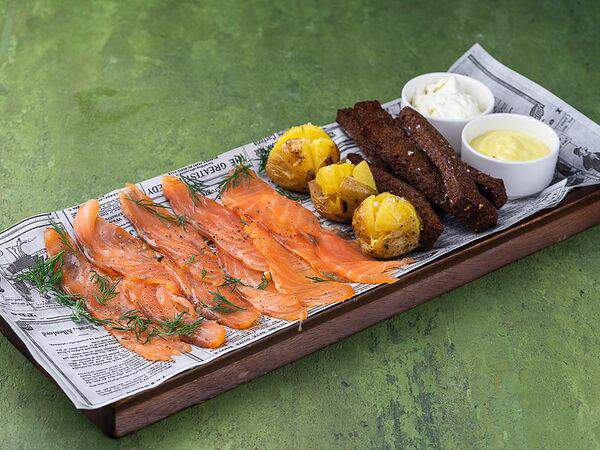 Моррис - Копченый лосось и печеный картофель