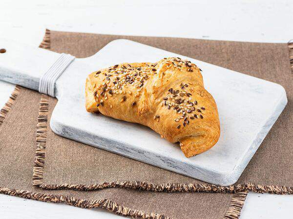 Пряно-румяно - Круассан с курицей и сыром