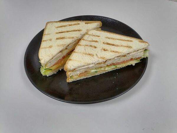 Roots - Сэндвич с куриной грудкой