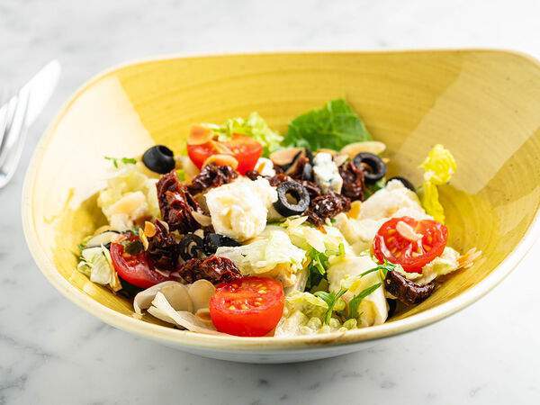 Пекарня-кондитерская Тьерри - Салат с моцареллой