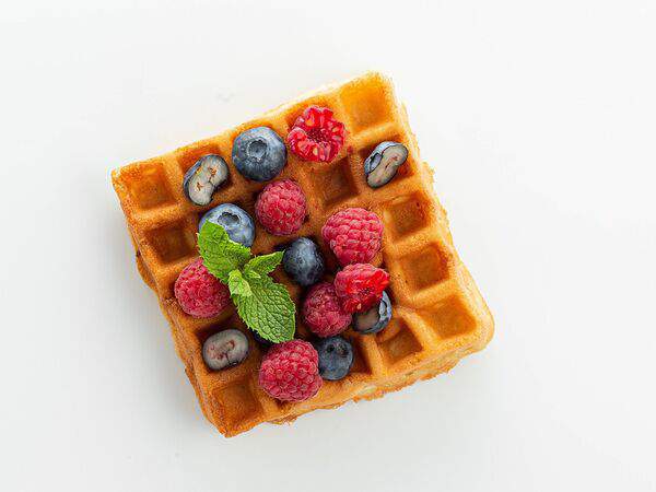 Iva Gelato Bar - Бельгийская вафля с ягодами