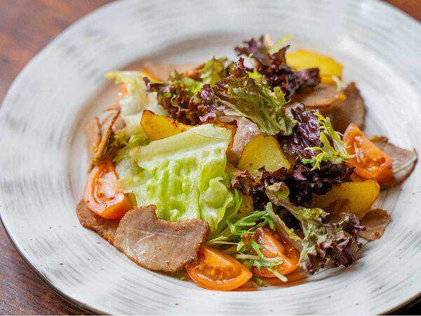 Бар Мажор - Тёплый салат со свининой